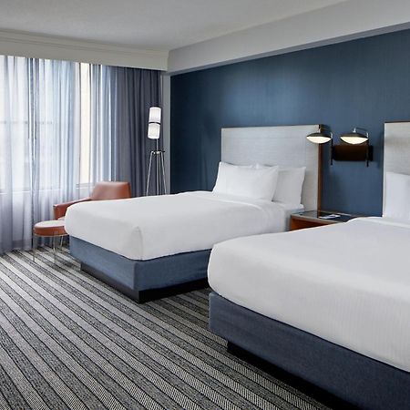 Courtyard By Marriott Nashville Downtown Exterior photo